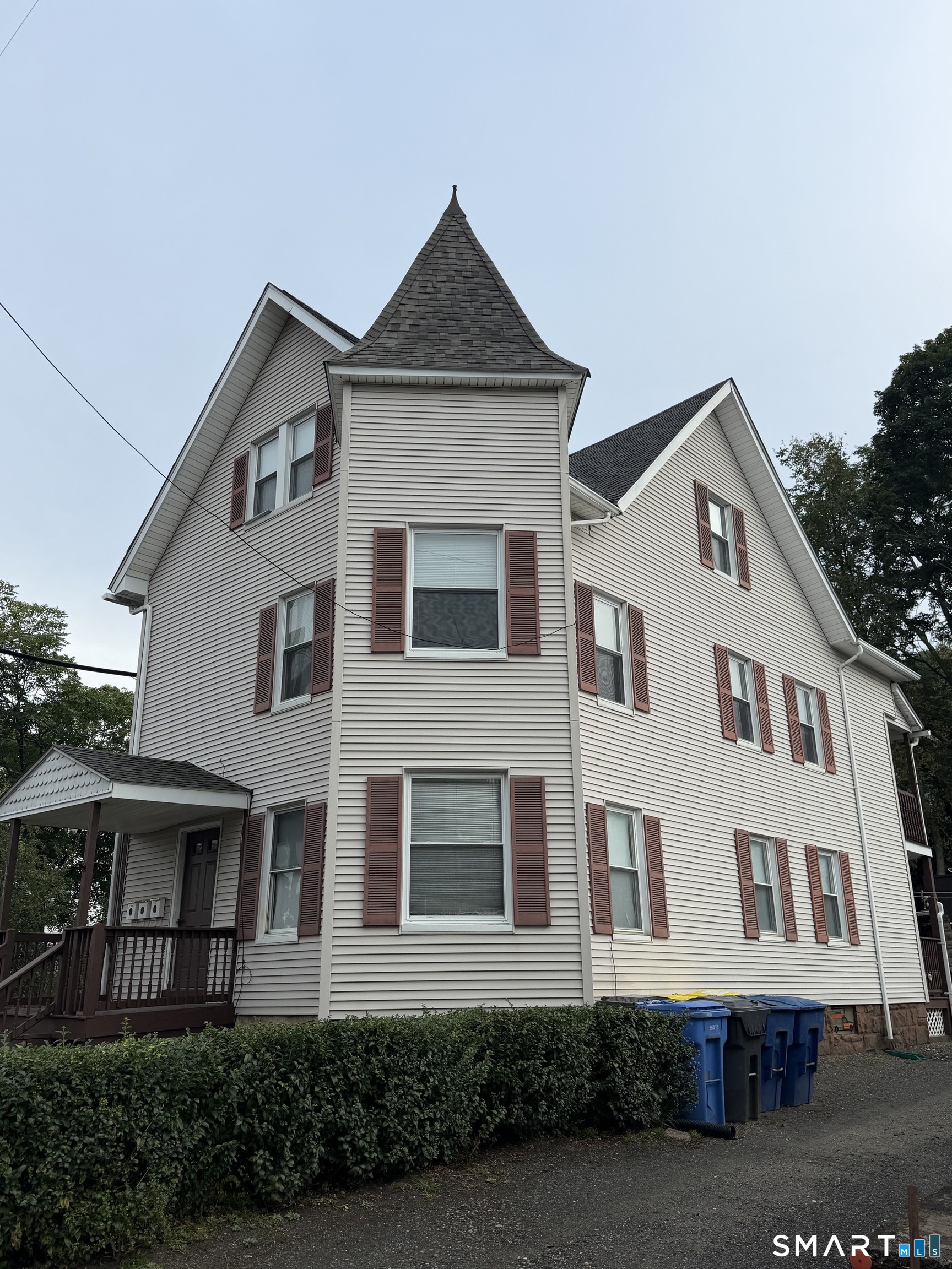 1706 Thomaston Avenue Waterbury CT 06704