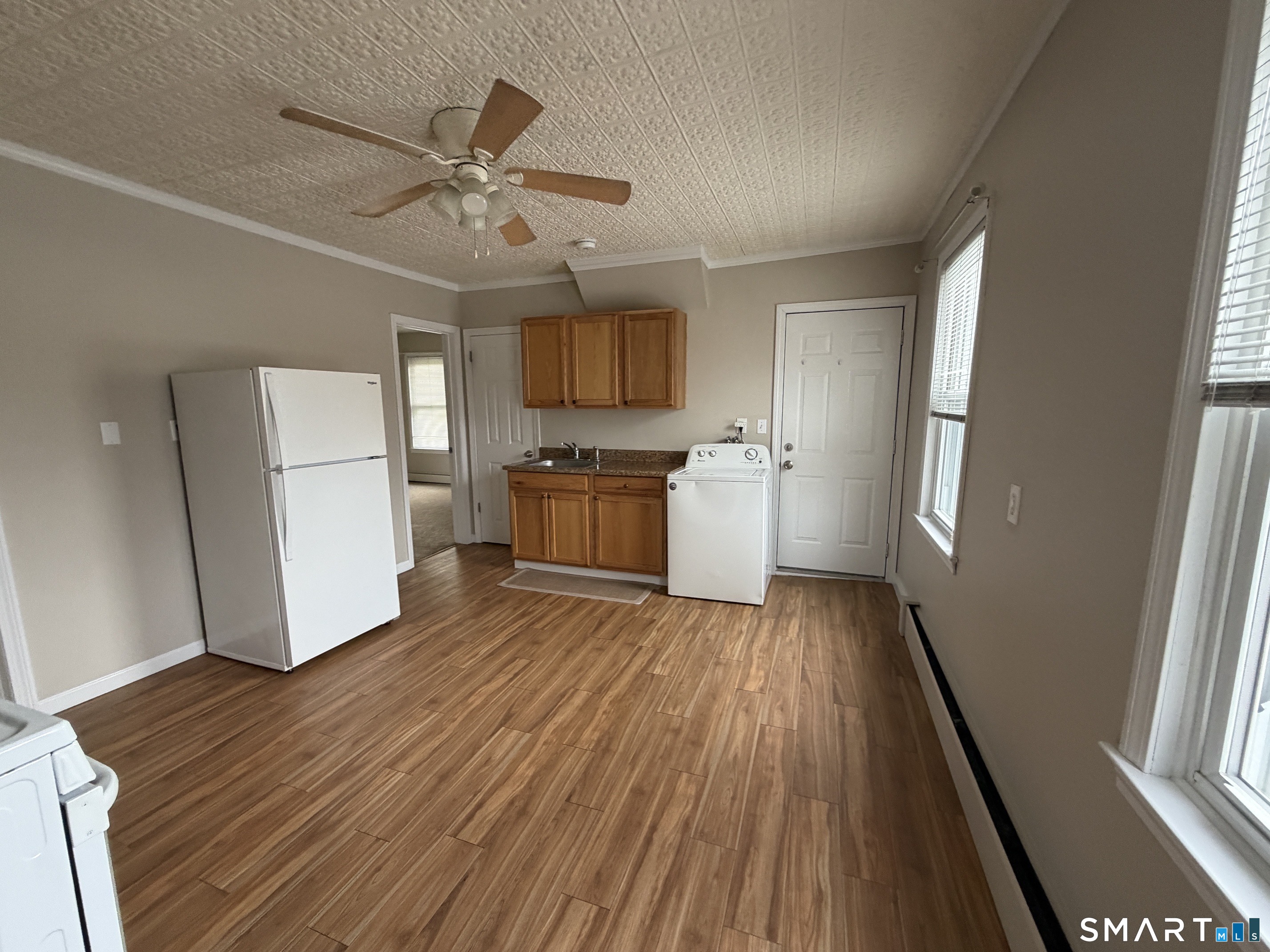 1706 Thomaston Avenue Waterbury CT 06704