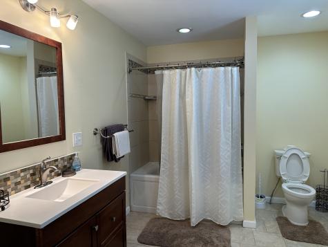 452 Newhall Street Hamden CT 06517