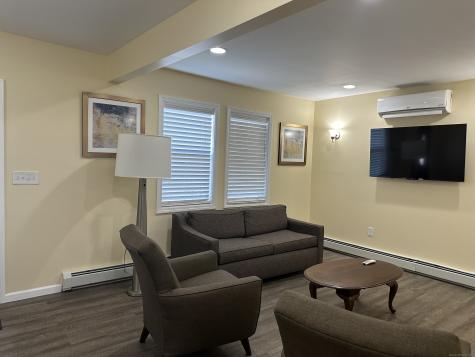 452 Newhall Street Hamden CT 06517