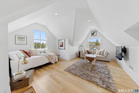 15 Roosevelt Road Westport CT 06880