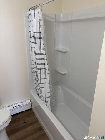 95 Pennsylvania Avenue East Lyme CT 06357