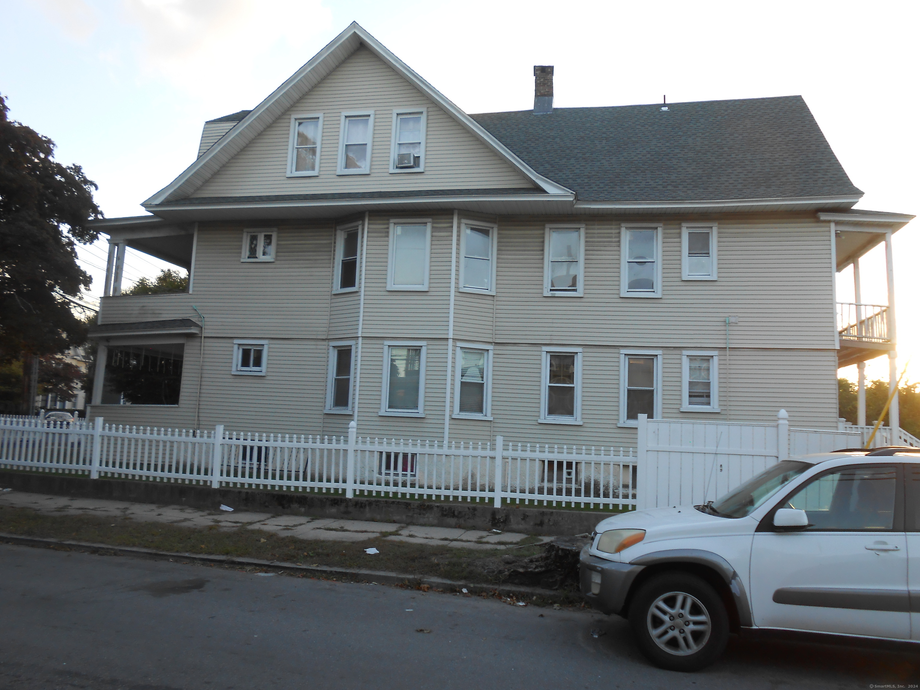 1908 North Avenue Bridgeport CT 06604