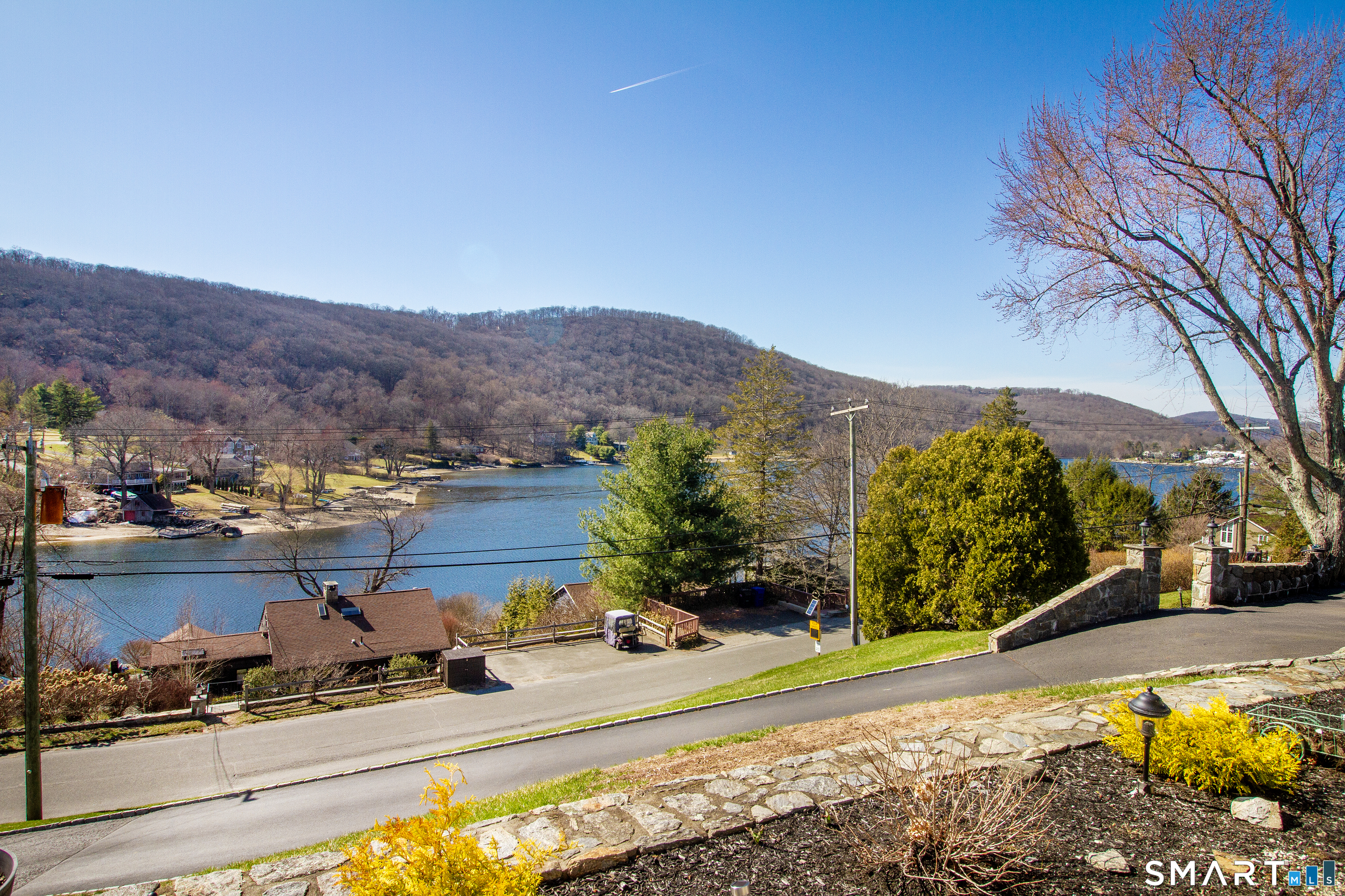 14 Lake North Drive New Fairfield CT 06812