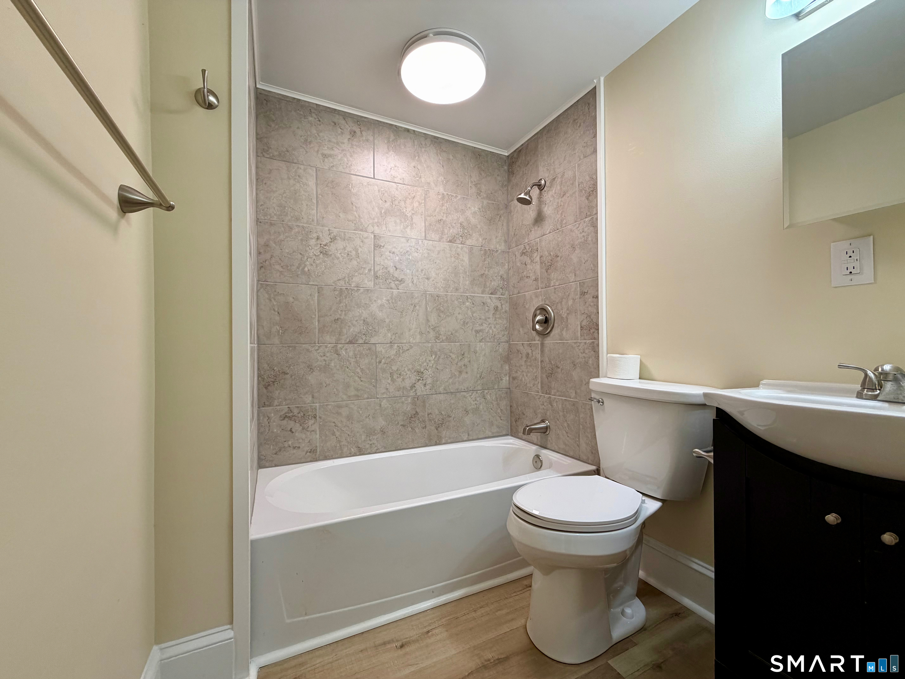 117 West Street Manchester CT 06040