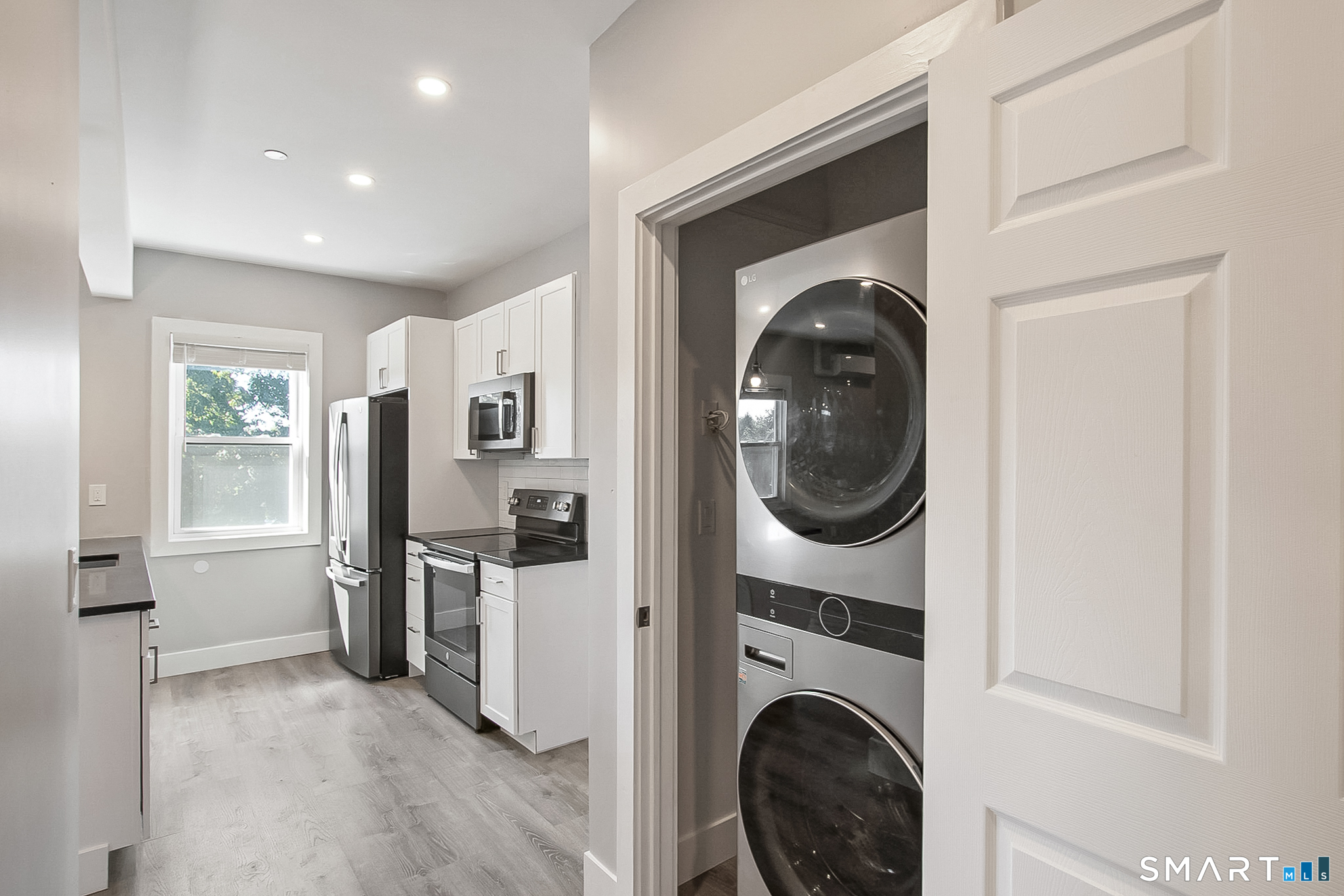 1903 Post Road Fairfield CT 06824