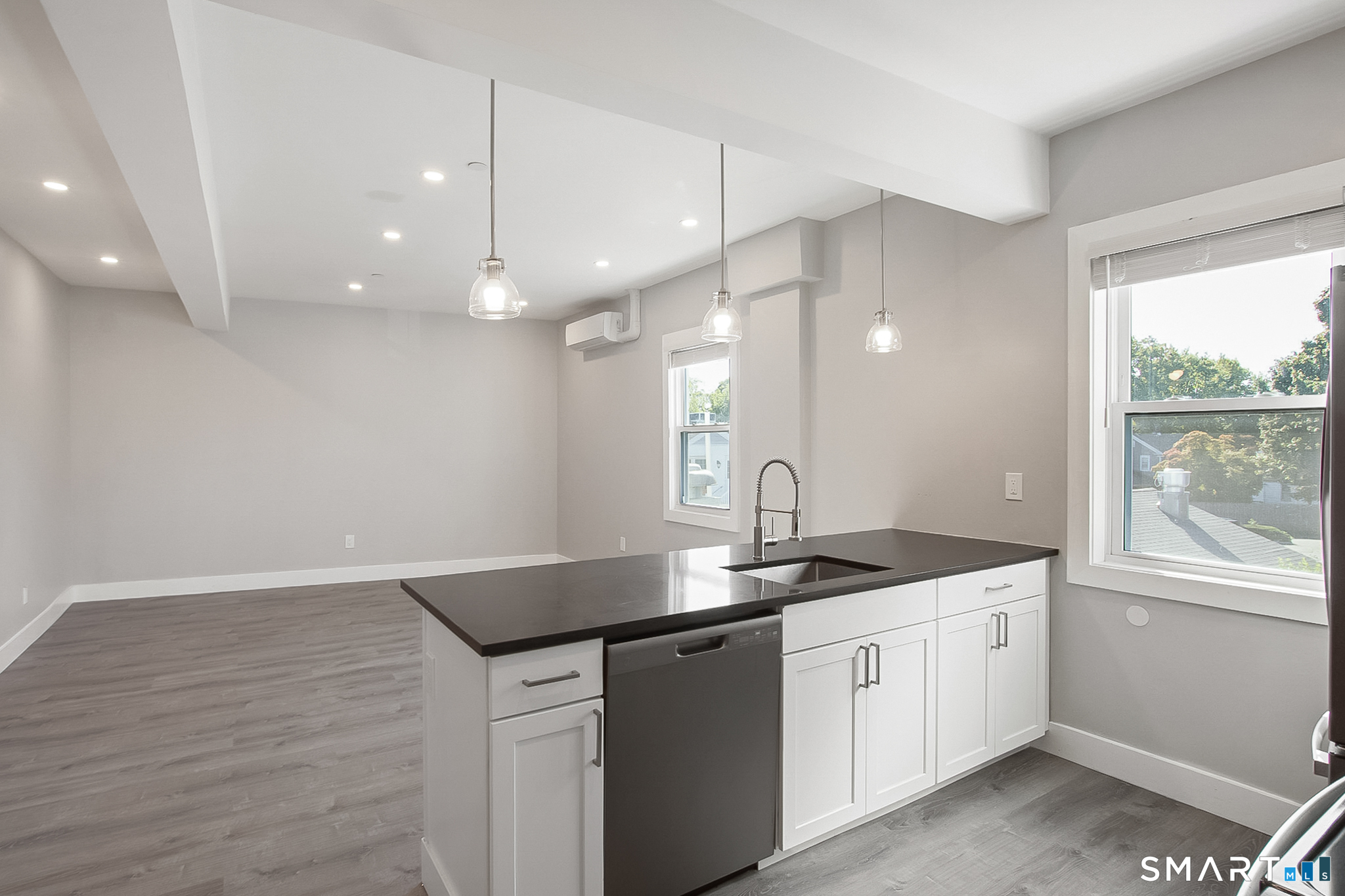 1903 Post Road Fairfield CT 06824