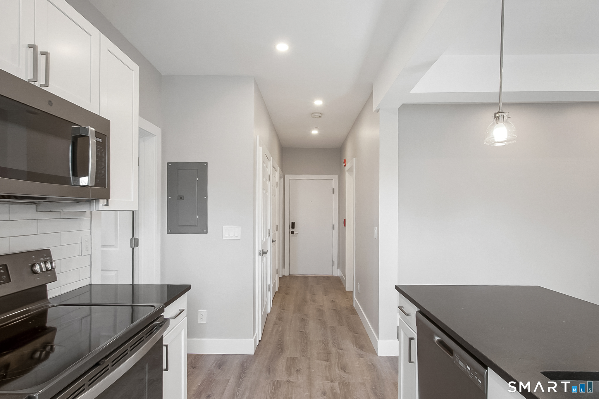 1903 Post Road Fairfield CT 06824