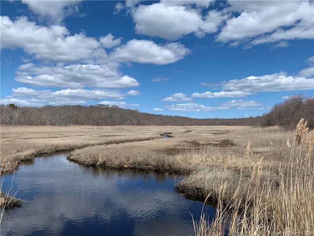 270 North Water Street Stonington CT 06378