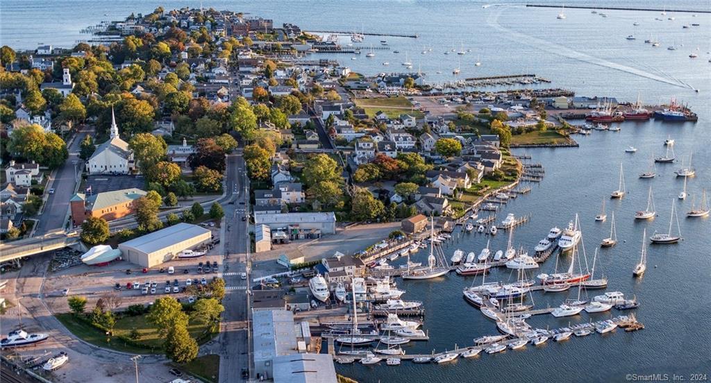 270 North Water Street Stonington CT 06378