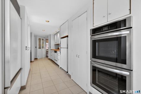 39 Vineyard Place Guilford CT 06437