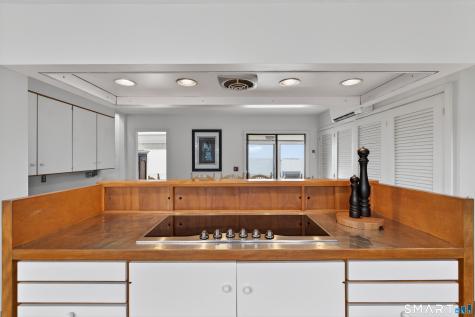 39 Vineyard Place Guilford CT 06437