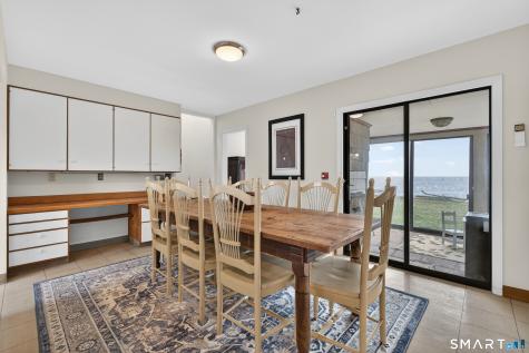 39 Vineyard Place Guilford CT 06437