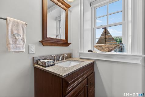 39 Vineyard Place Guilford CT 06437
