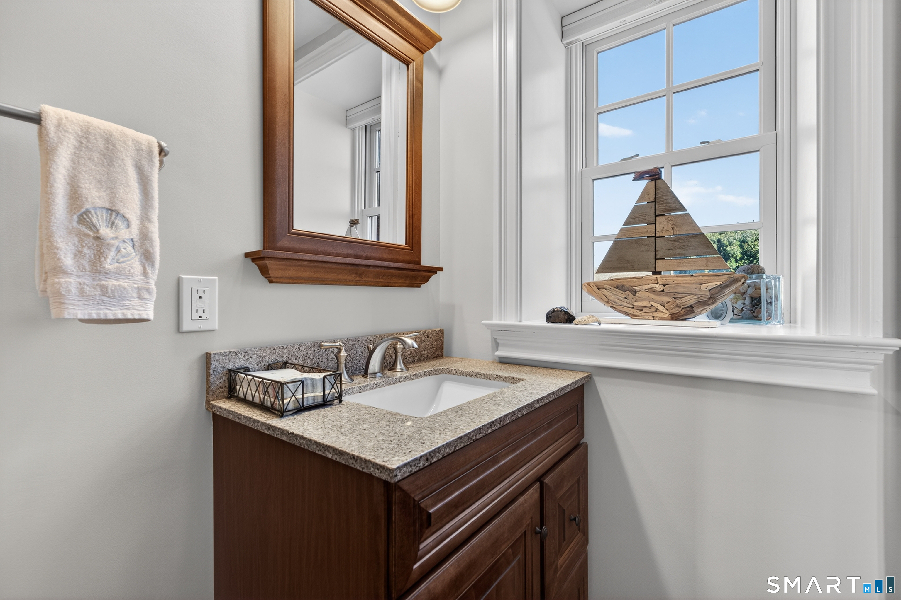 39 Vineyard Place Guilford CT 06437