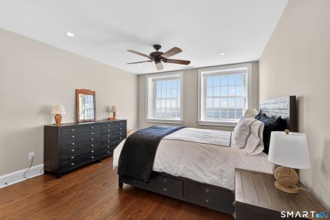39 Vineyard Place Guilford CT 06437
