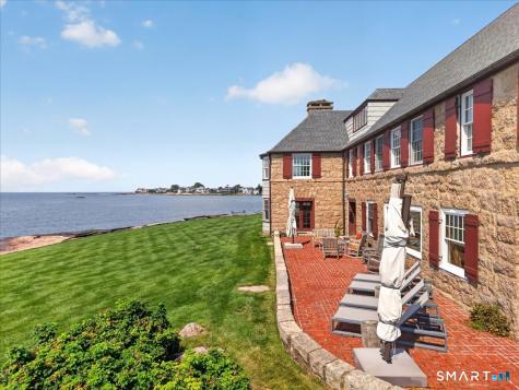 39 Vineyard Place Guilford CT 06437