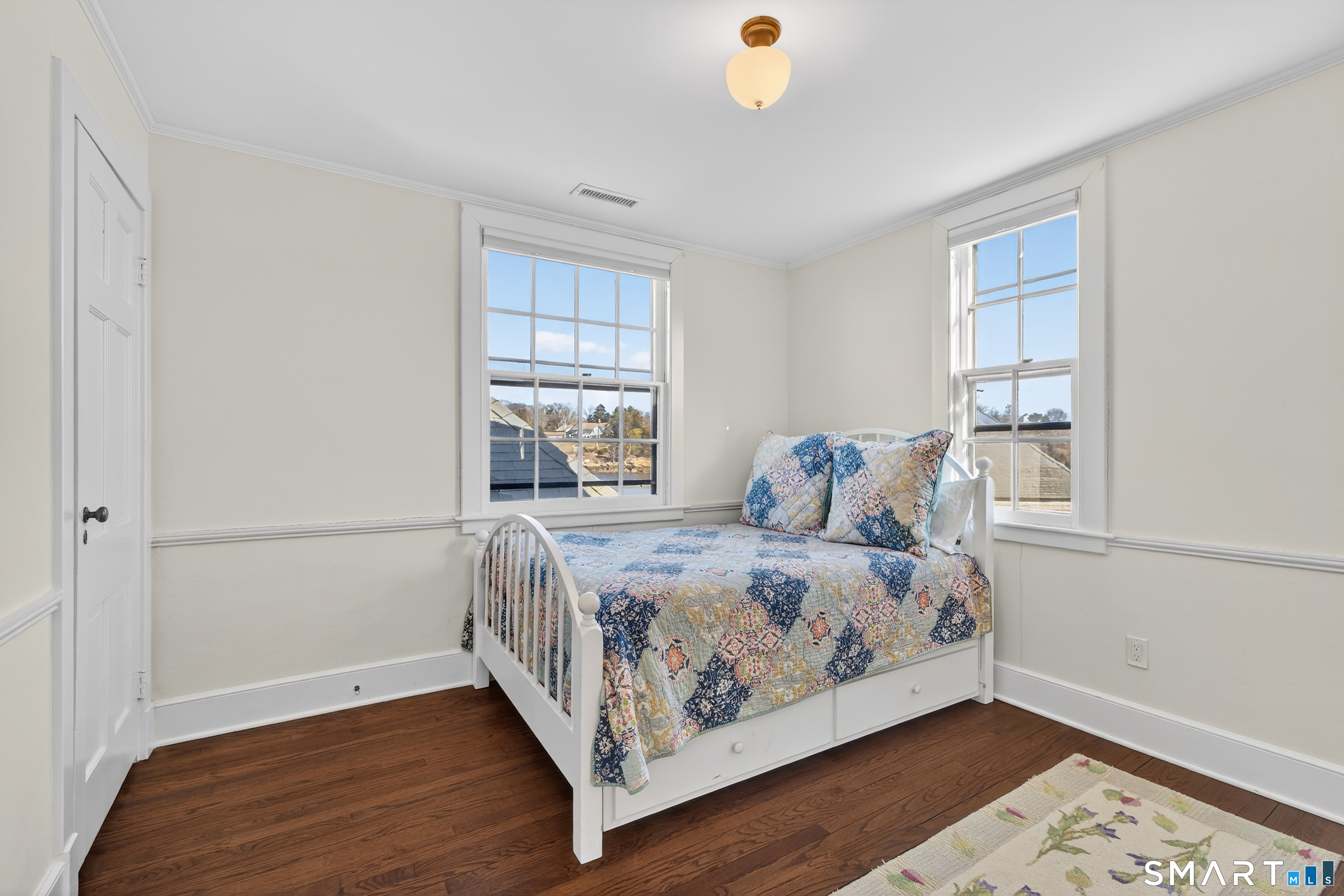 39 Vineyard Place Guilford CT 06437