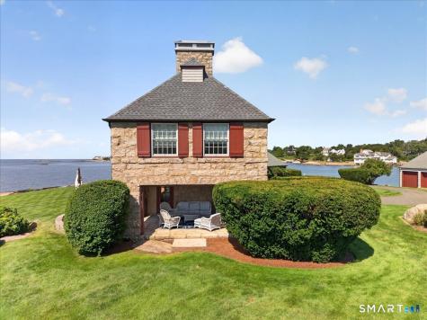 39 Vineyard Place Guilford CT 06437