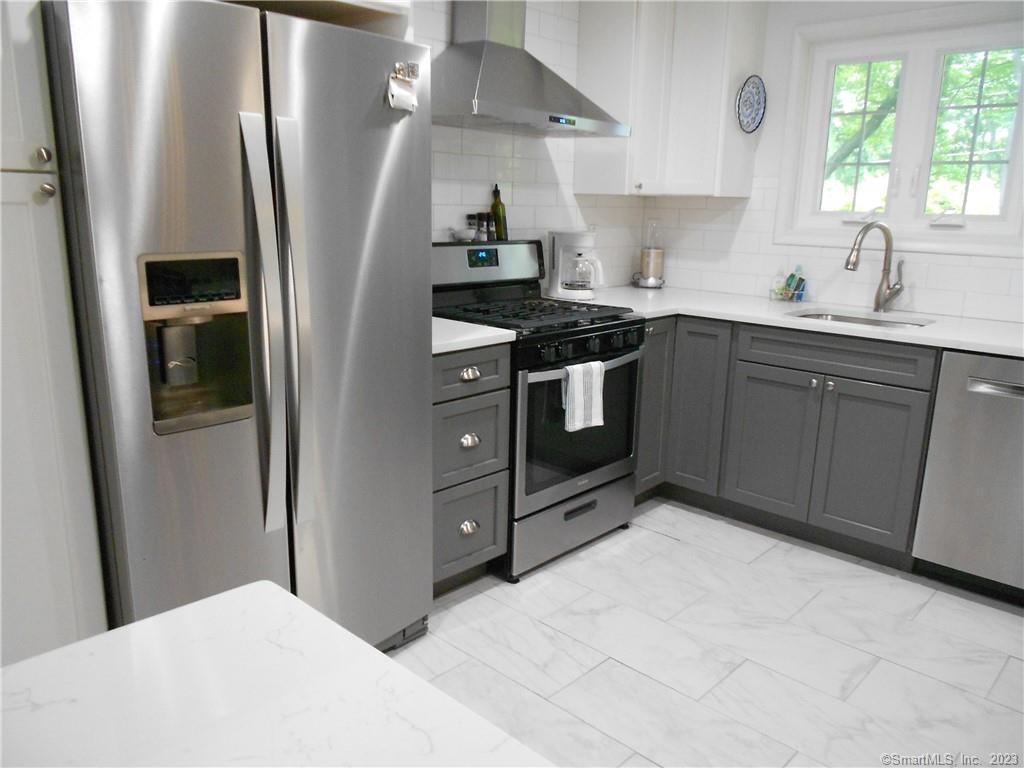 12 Allendale Road Old Saybrook CT 06475