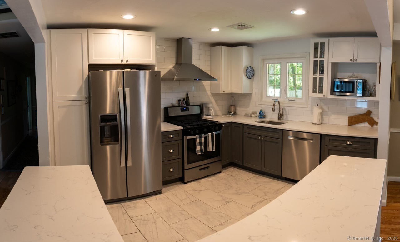 12 Allendale Road Old Saybrook CT 06475