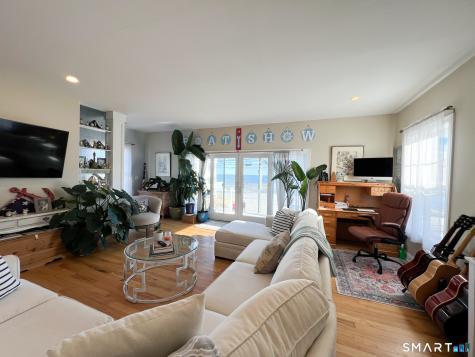 712 East Broadway Milford CT 06460