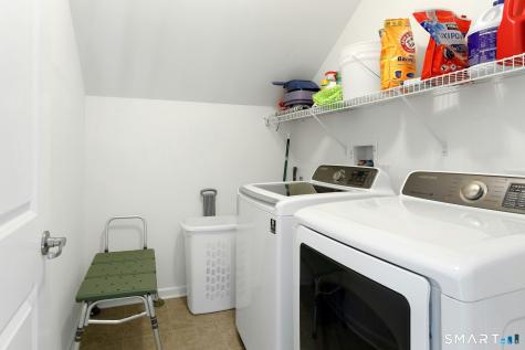310 Nutmeg Lane Stratford CT 06614