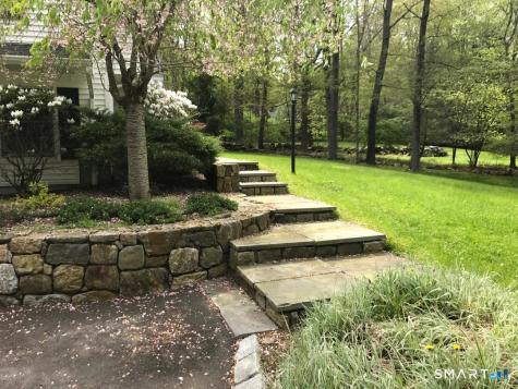 51 Continental Drive Ridgefield CT 06877