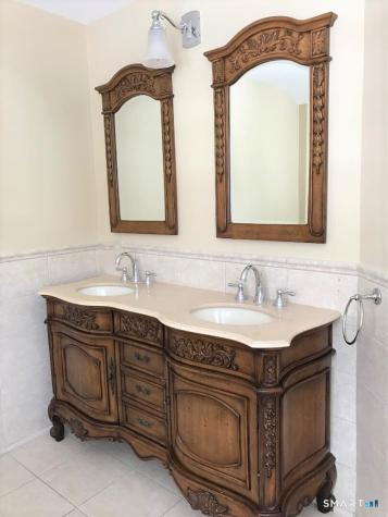 51 Continental Drive Ridgefield CT 06877