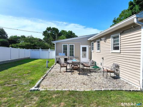 2 Old Well Court Norwalk CT 06855