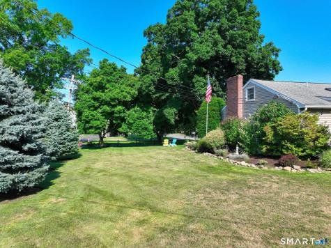 2 Old Well Court Norwalk CT 06855