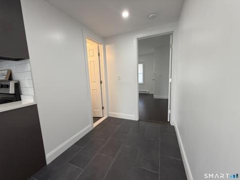 25 Brewer Street New London CT 06320