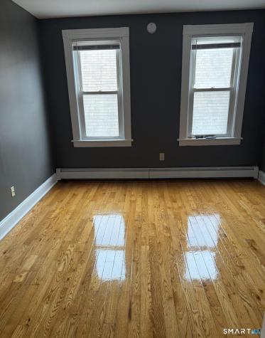 1018 Hancock Avenue Bridgeport CT 06605