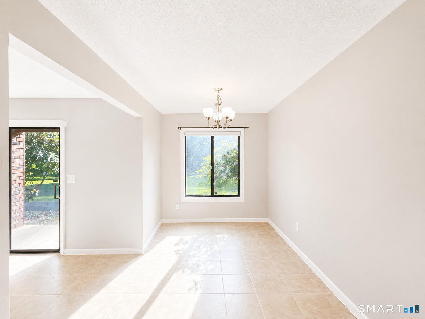10 Woodsedge Drive Newington CT 06111