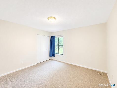 10 Woodsedge Drive Newington CT 06111