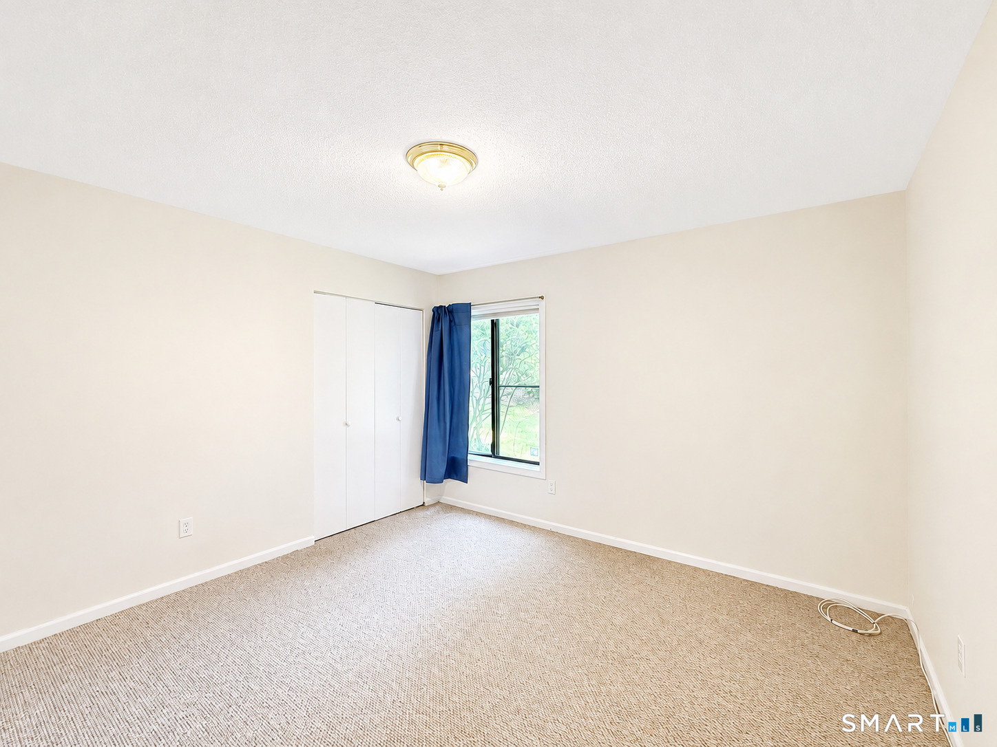 10 Woodsedge Drive Newington CT 06111