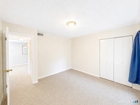 10 Woodsedge Drive Newington CT 06111