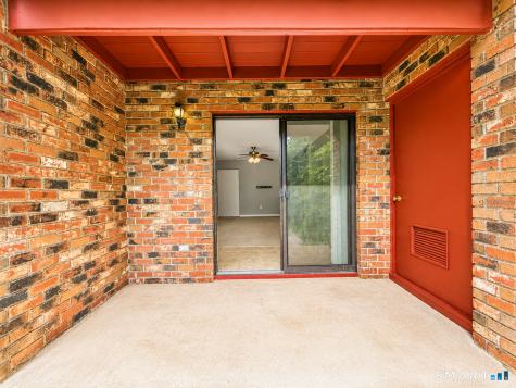 10 Woodsedge Drive Newington CT 06111