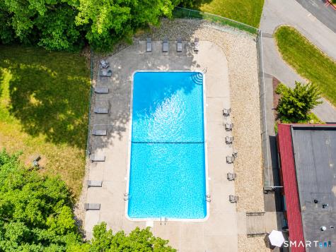 10 Woodsedge Drive Newington CT 06111