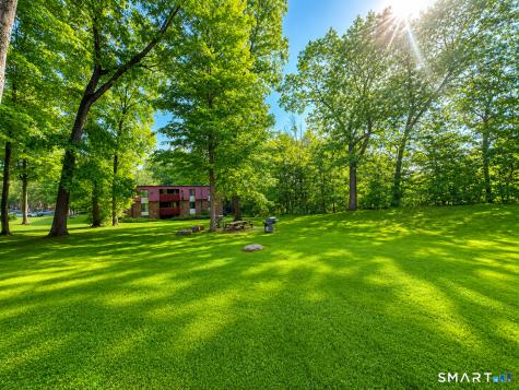 10 Woodsedge Drive Newington CT 06111