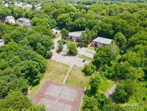 10 Woodsedge Drive Newington CT 06111