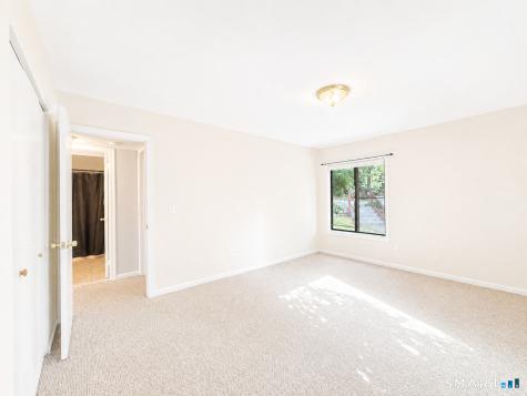 10 Woodsedge Drive Newington CT 06111