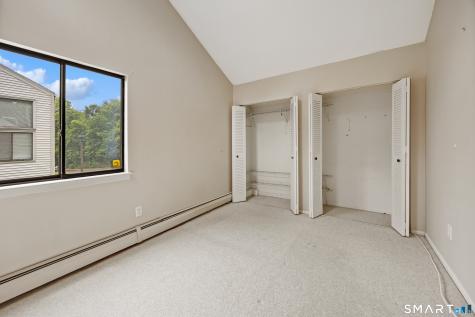 5 Staunton Court Farmington CT 06032