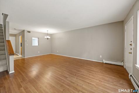 5 Staunton Court Farmington CT 06032