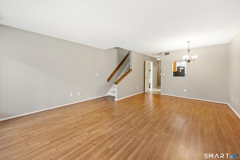 5 Staunton Court Farmington CT 06032