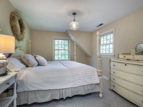 19 Ruffin Road Woodbury CT 06798