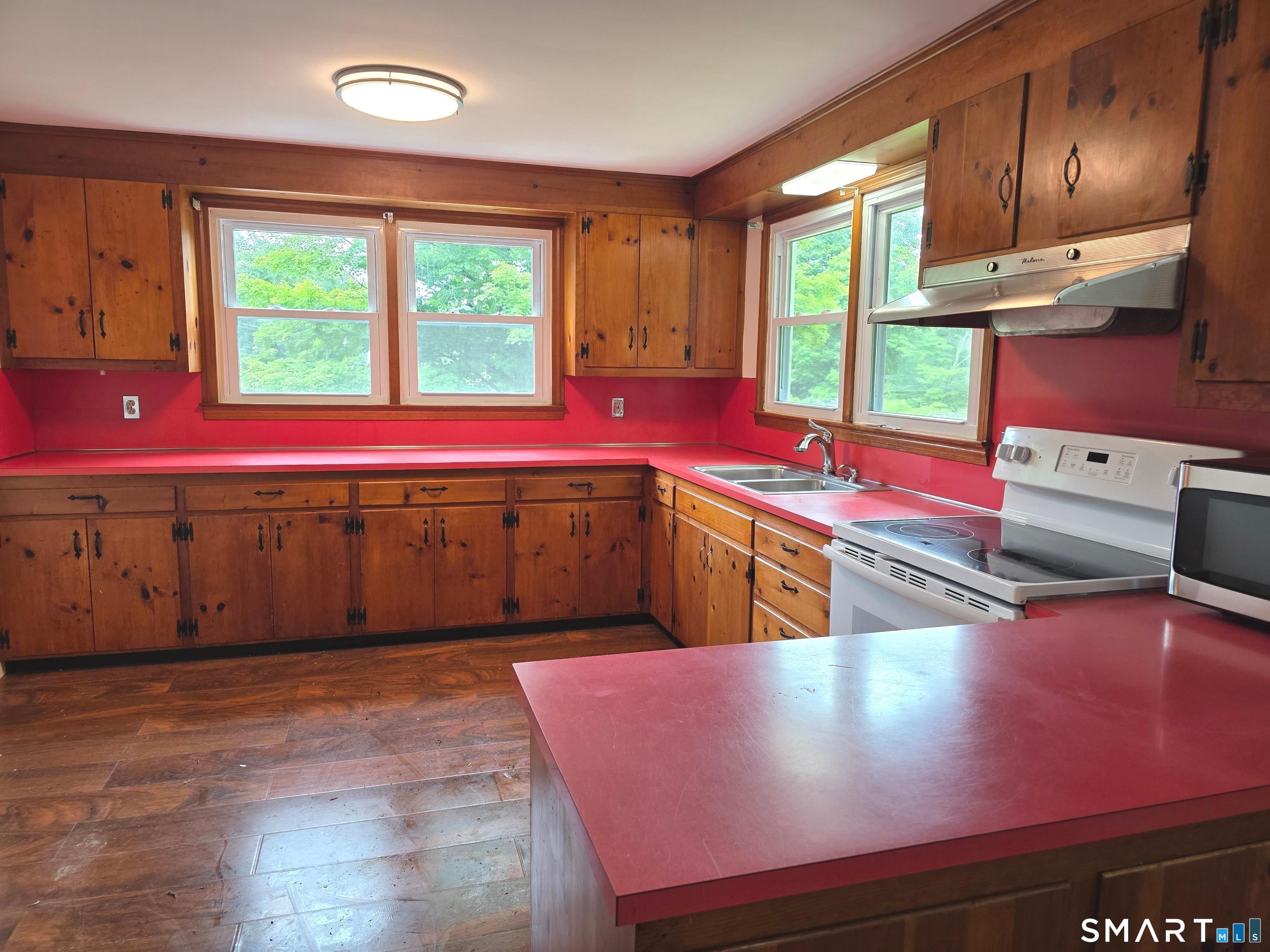 650 Main North Street Woodbury CT 06798