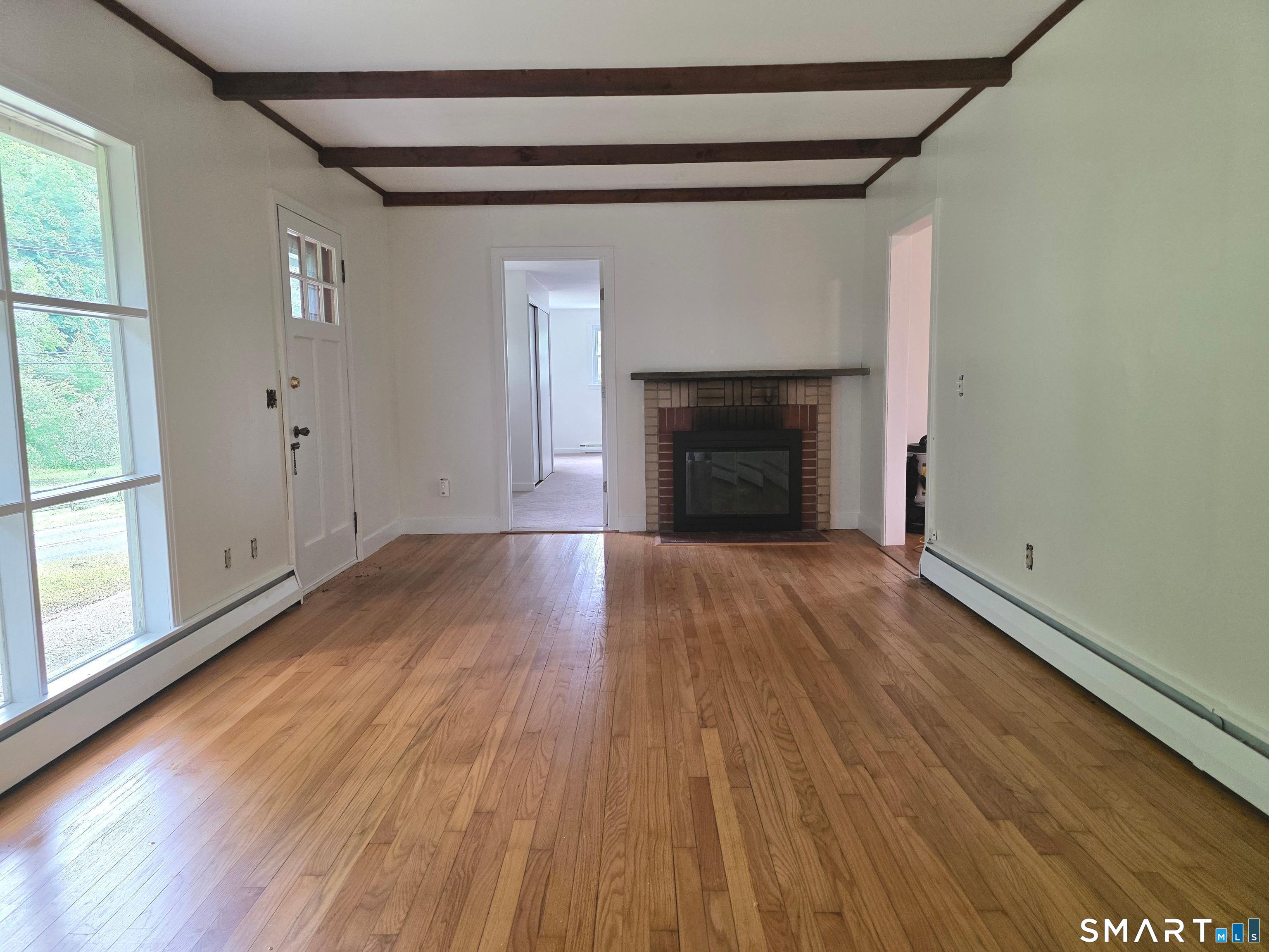 650 Main North Street Woodbury CT 06798
