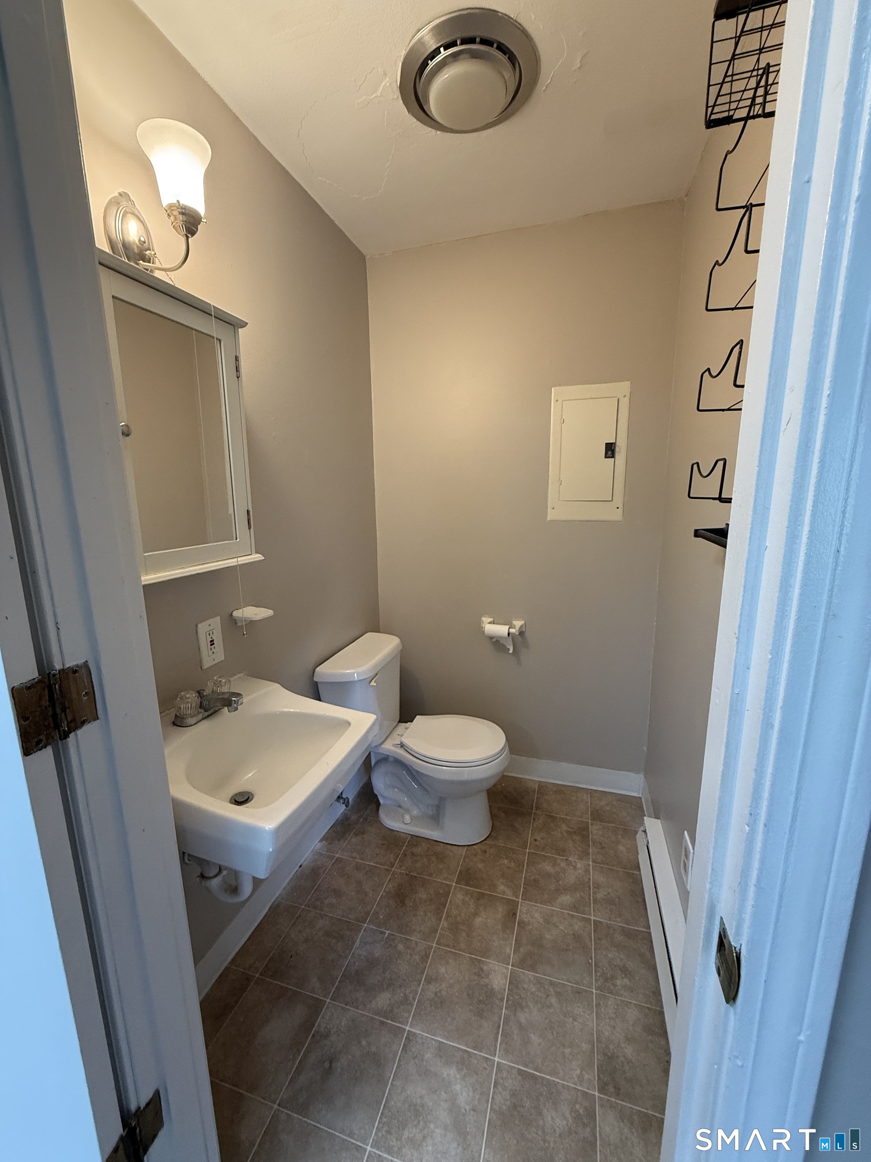 281 South Main Street Thomaston CT 06787