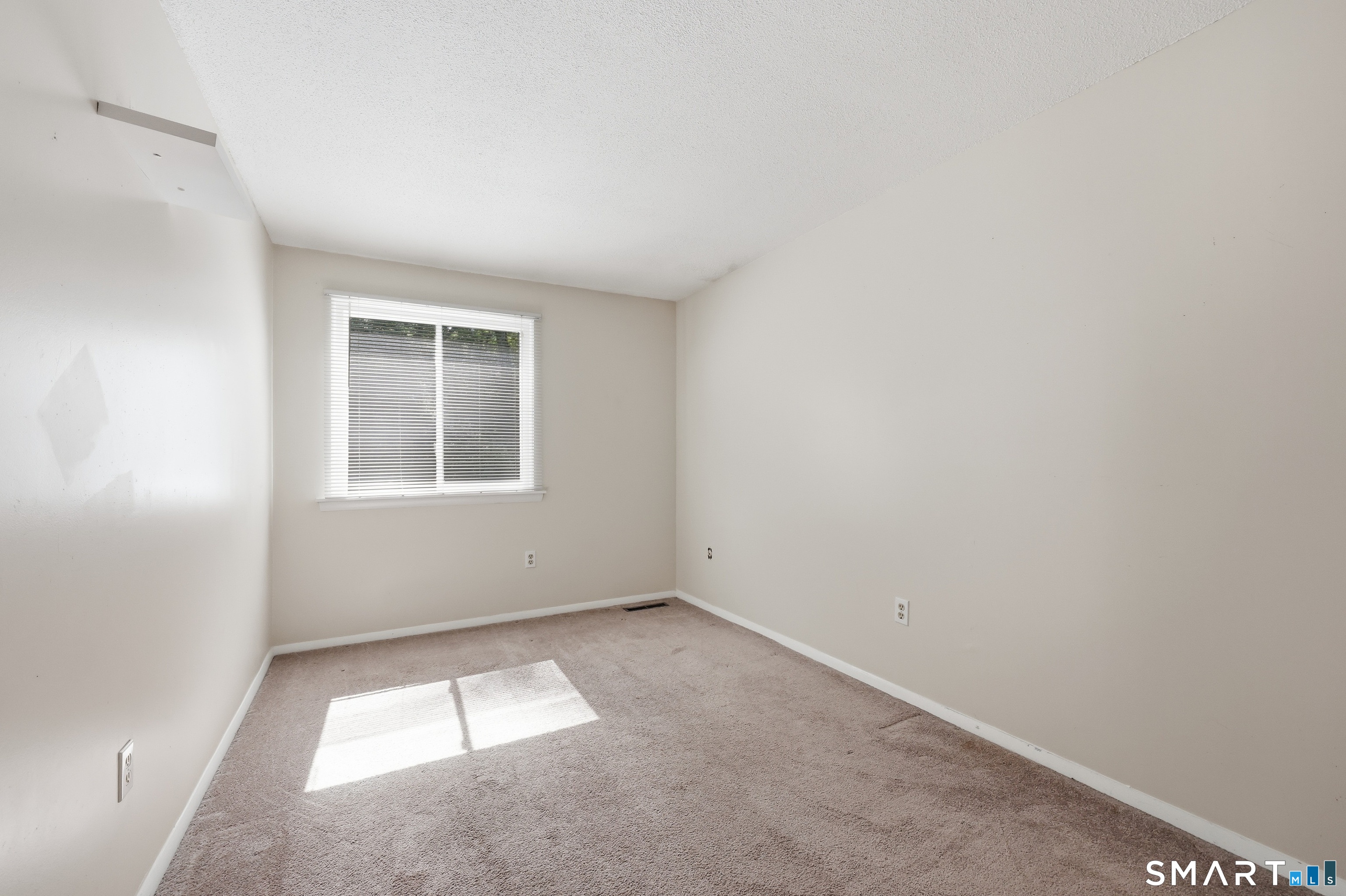 40 Conestoga Way Glastonbury CT 06033